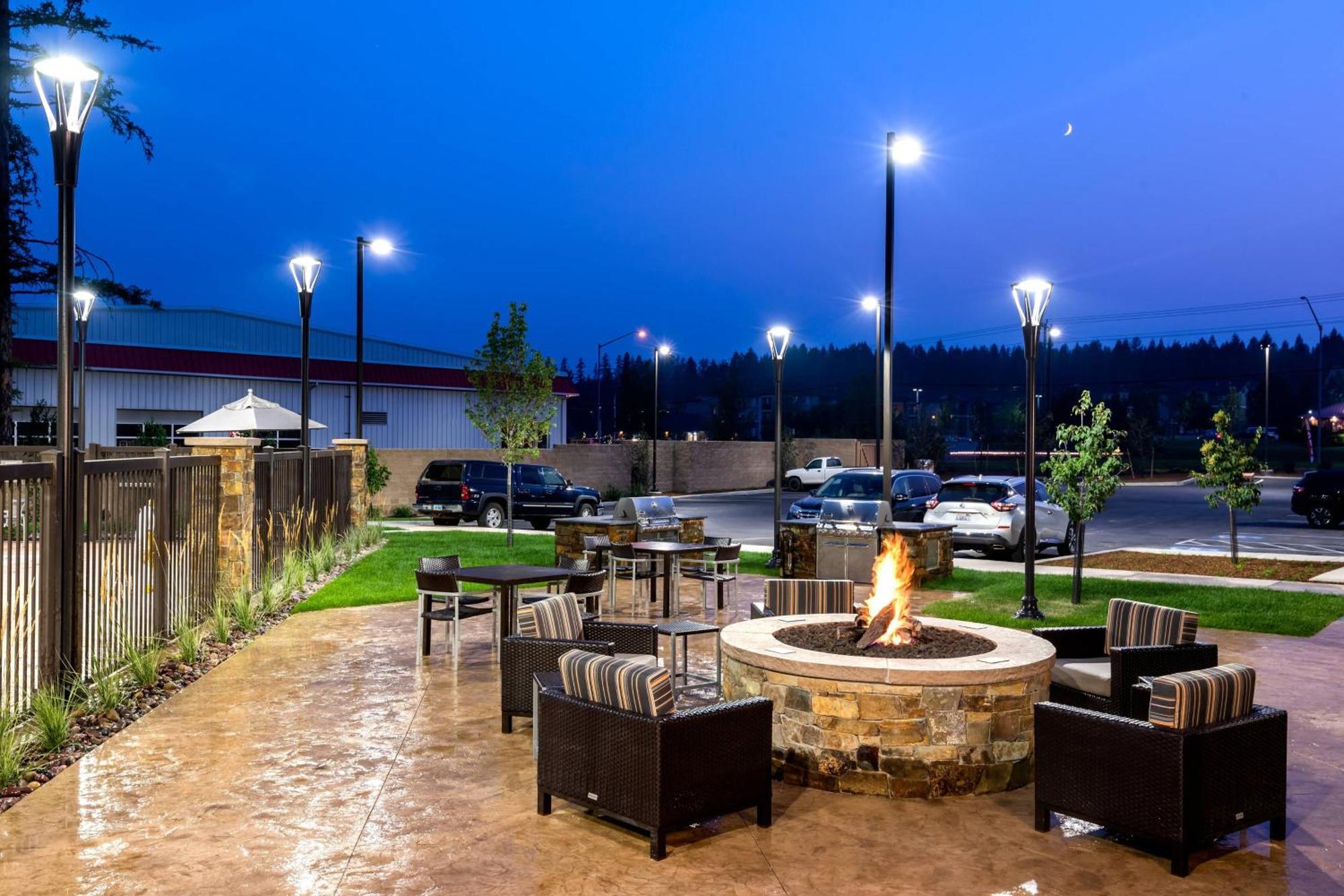 Towneplace Suites By Marriott Вайтфіш Екстер'єр фото